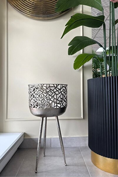 HERA DEKOR İTHAL METAL YER VAZOSU GÜMÜŞ