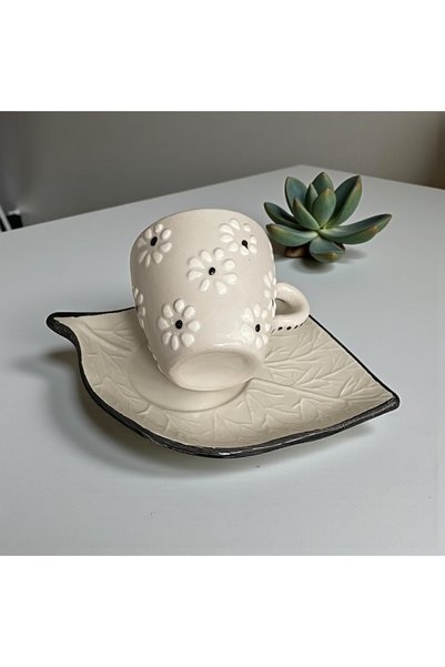 Artistic Quality Decorative Black Daisy Embroidered, Embossed Leaf Detailed Tea-Coffee Cup 1 Piece