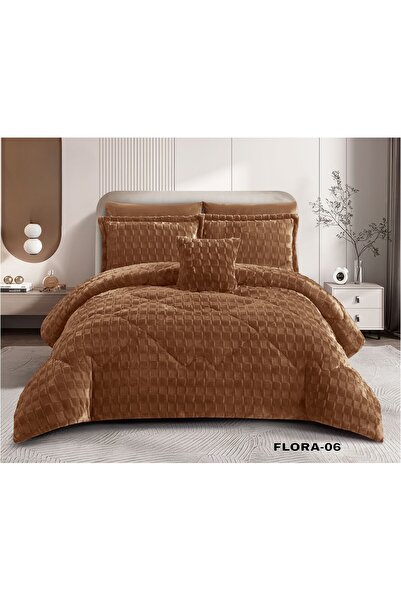 Red Rose Double winter duvet cover set in velvet and faux fur with a royal de...