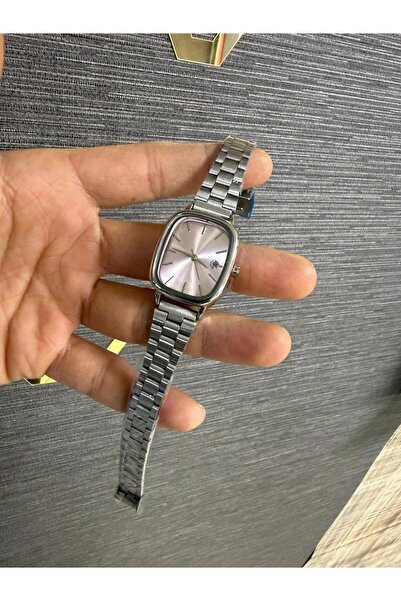 LOOQ Steel Strap Calendar Women's Wristwatch