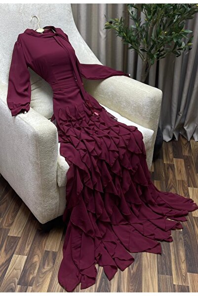 lamsuh harir Areej's dress