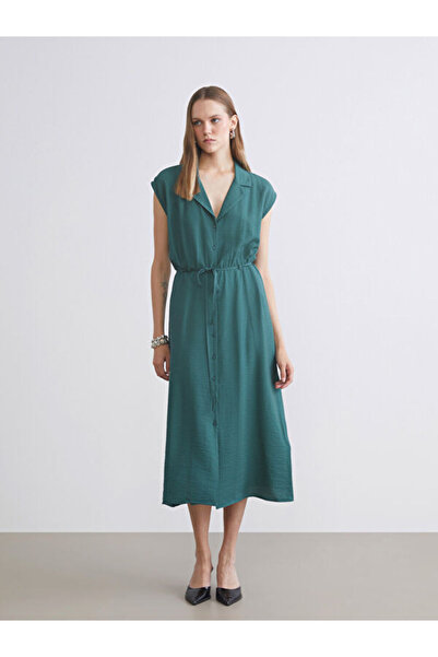 LC Waikiki Esvab • Modern & Distinctive Belted Shirt Dress