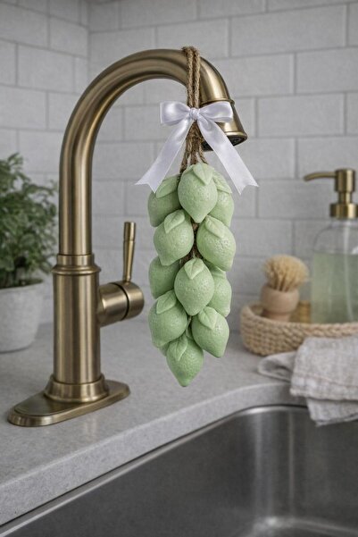 mz mazalinda صابون الفراولة المزخرف، صابون معطر للغرفة، صابون هدية مصنوع يدوي...