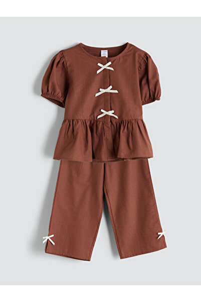 LC Waikiki Rmz Gi̇yi̇m Farkiyla Bow Detailed Girls' Blouse and Pants