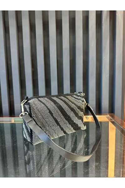 ÖZÜM TAKI Women's Silver Stone Evening Dress Bag Fine Line