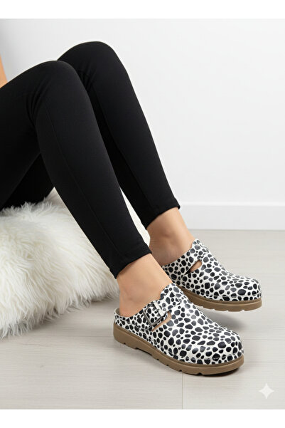 uway Women's Closed-Front Adjustable Buckle Comfortable Flexible Nurse Chef D...