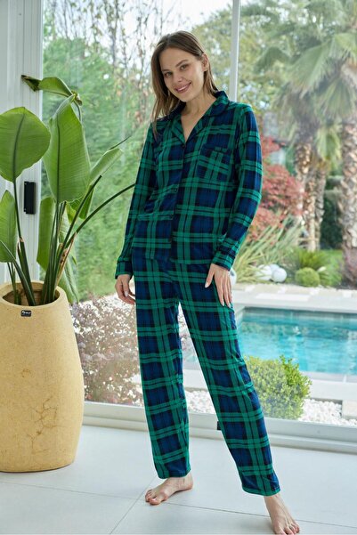 İpek Women's Long Sleeve Front Button Plaid Pattern Pajama Set