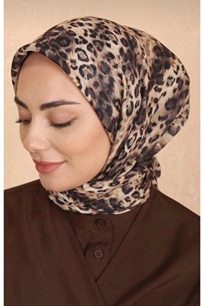 LOCELLA ESARP Leopard Print Soft Scarf