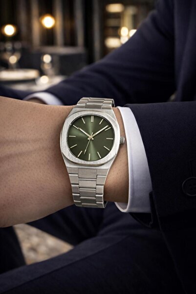 LOOQ A+Quality Steel Cord Men's Wristwatch