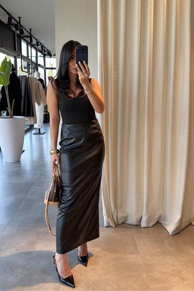 Amaze Yırtmaçlı Suni Deri Kalem Etek