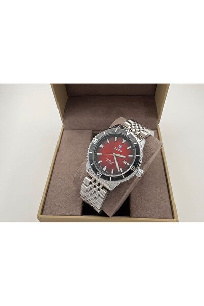 Watch نسخة أولى تعمل بالبطارية