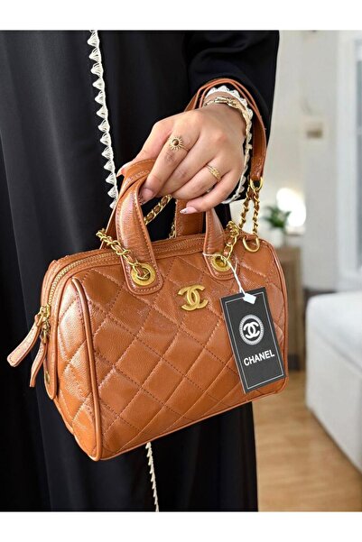 GENERAL Women's handbag and shoulder bag with accessories