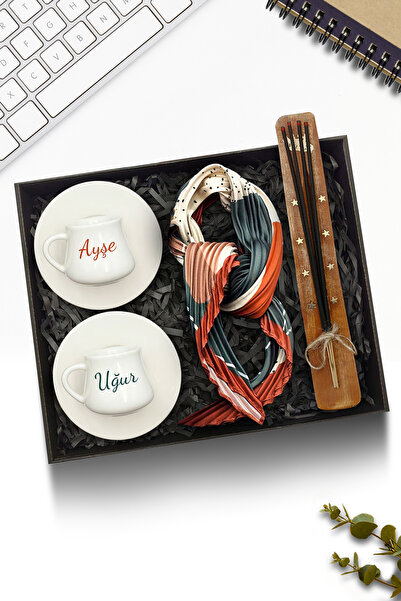 As Gift Kişiye Özel Porselen Tabaklı Beyaz Fincan Takımı & Fular & Çubuk Tüts...