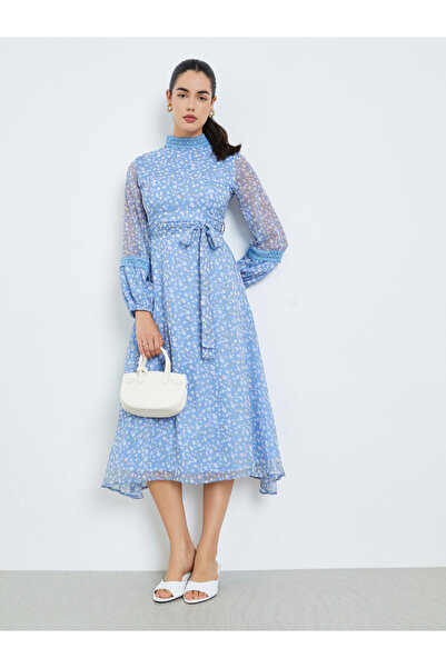 Styli Women Blue Floral Print A-Line Midi Dress