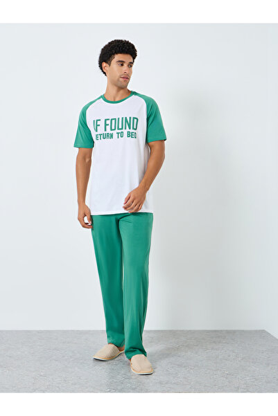 Styli Men Printed Raglan Sleeve T-Shirt and Pyjama Set