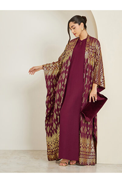 Styli Women Burgundy Foil Print Kaftan with Inner Dress Set