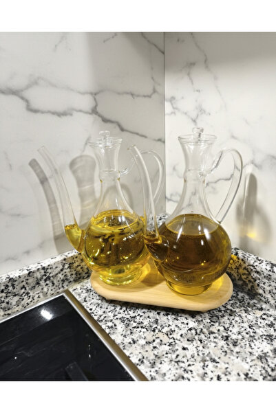 ÖZ HOME 2-Piece Glass Oil Bottle with Stand 750 ml