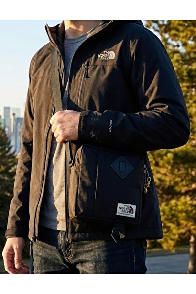THE NORTH FACE Berkeley Crossbody Shoulder Bag Black