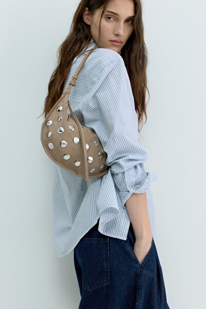 Pull & Bear Zımba detaylı omuz çantası