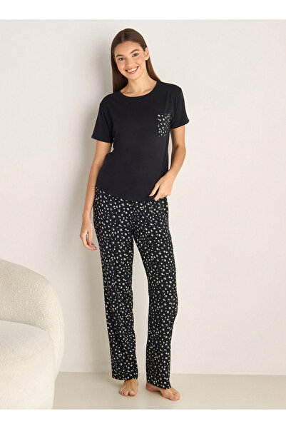 FAV Pyjama Set T-shirt and Pants