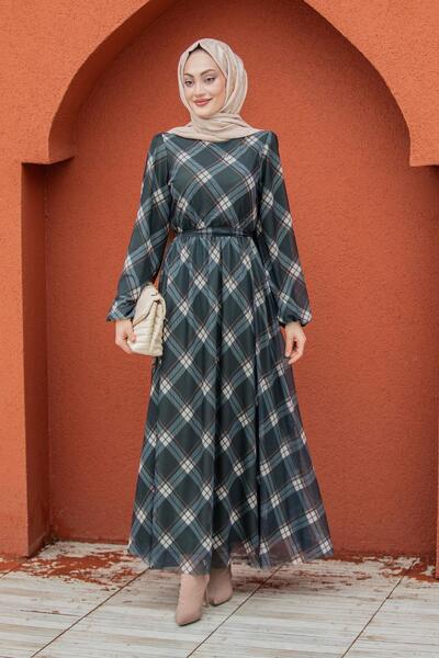 Tesettür Çarşım Tül Üzeri Ekoseli Mevlana Elbise-zümrüt