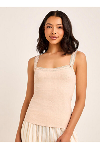 FAV Shaping Camisole with Lace Trim