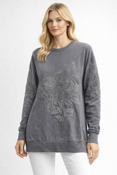 Butik Ayseba Women's Modal Fabric Embroidered Long Sleeve Loose Blouse