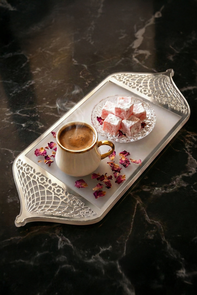 iwa concept صينية تقديم التمور بتصميم محراب رمضان - ديكور تقديم طعام رمضان