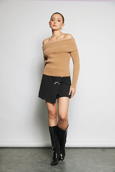 Nisan Madonna Collar Knitwear Sweater
