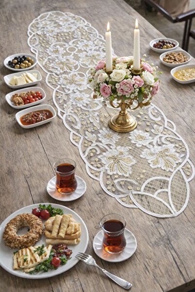 Esteks Dantel ve Tekstil Aksesuarları شريط دانتيل فرنسي فاخر مطرز بالذهب 130x...