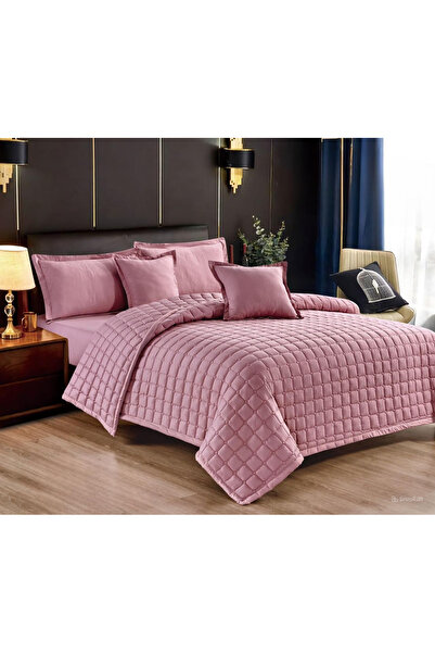 Red Rose A compact, hotel-style, plain-design duvet cover set for a cool summ...