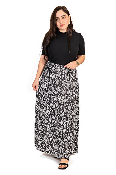 LINELLE Black Base White Motif Printed Woven Skirt