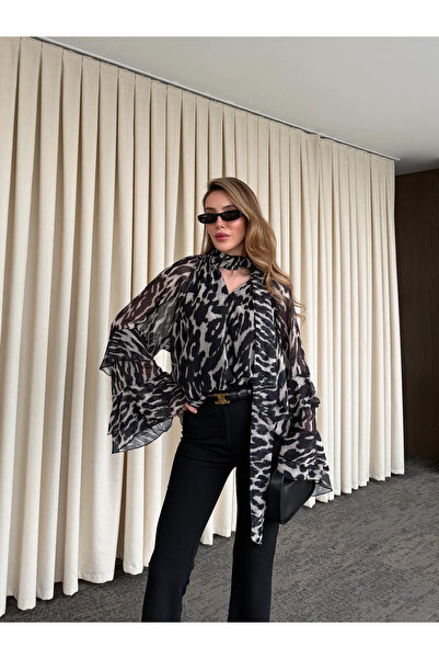 Laluvia Μαύρη μπλούζα σιφόν με κορδόνια - 5024