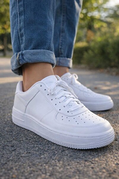 madam gold Unisex White Daily Sneaker Shoes Lace-Up Comfortable Sole Stylish ...