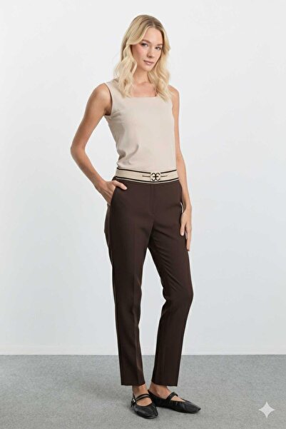 Selen Beli Logolu Ön Paçası Duble Paça Örme Pantolon / KAHVE