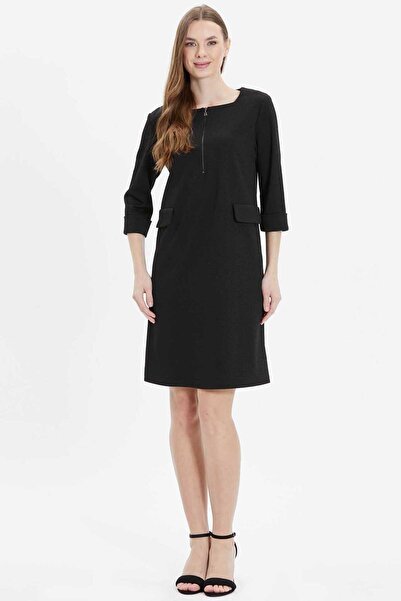 Selen Yakası Fermuarlı Kendinden Desenli Elbise / SİYAH