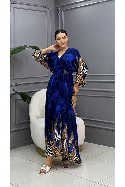 Cannes فستان جوليا الصيفي ذو اللون الأزرق الداكن بتصميم منسدل وياقة على شكل ح...