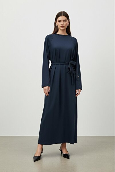 Puane Comfortable Cut Long Dress with Waist Belt