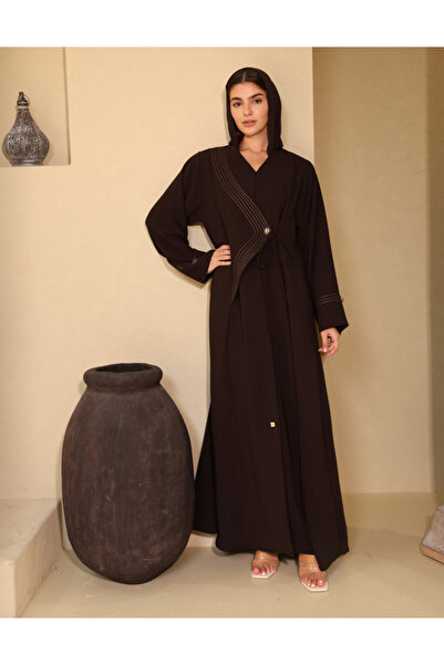 IKKXA عباية برباط من قماش أوبولنت إيرث