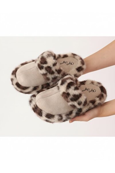 OLGUN KADIN KAPALI EV TERLİĞİ HAFİF YUMUŞAK TABAN