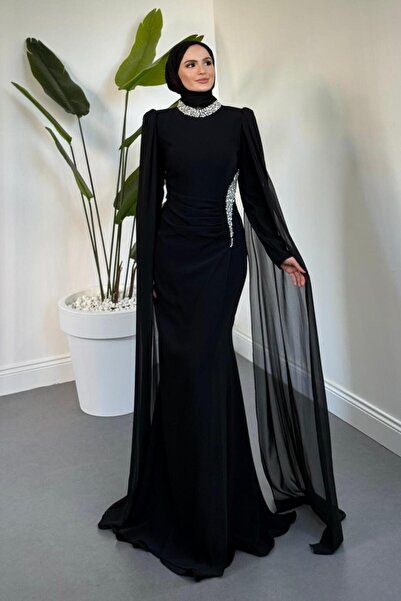 MERVEN AKYÜZ Calvera Balık Kesim Elbise Siyah