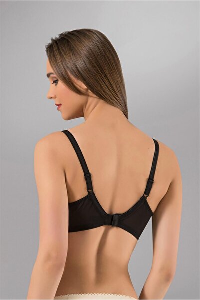 OBJE Women's Black Adjustable Strap Minimizer Bra