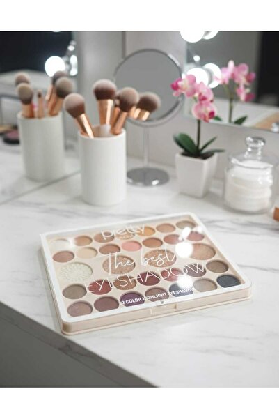Kozmetik The Best Eyeshadow 32'li Far ve Aydınlatıcı Paleti