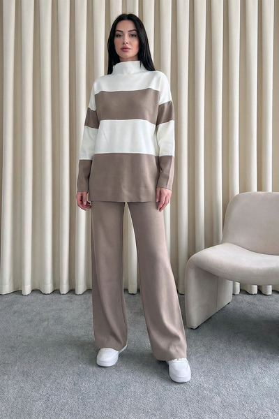 MODAQU Half-Throat Stripe Knitwear Set - Earth Color