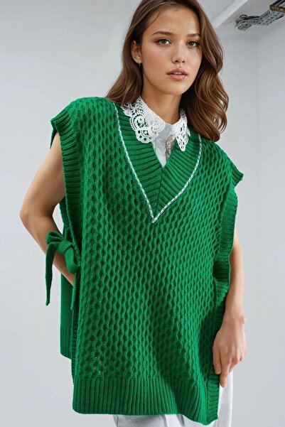 Hiccup My Fashion Patterned Sweater with Tie Detail