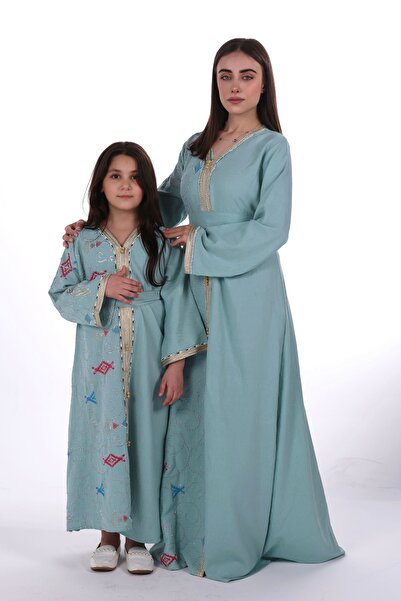 al bent al sharqieh Mom & Daughter Matchy Embroidered Jalabiya Dress - Women'...