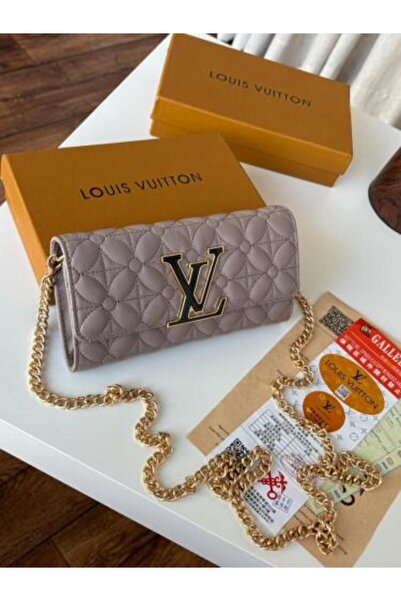 Generic Handbag and shoulder bag, high quality, with all accessories