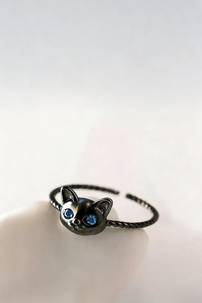 Shylyn Siyah Kaplama Bakır Kedi Desenli Mavi Zirkon Açık Yüzük