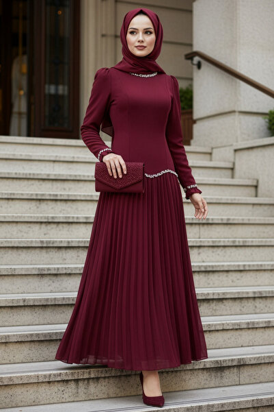 N.S NEVA STYLE - فستان سهرة إسلامي باللون العنابي مع تفاصيل من الخرز 55212BR