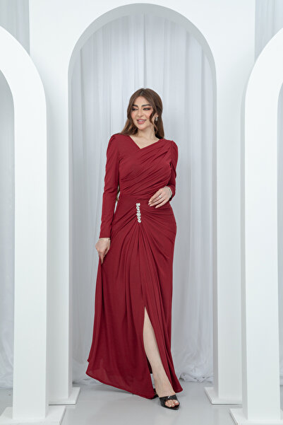 Meryl "Elegance" evening dress, deep red with a cinched waist.